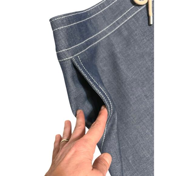 Ann Taylor Petite Heavy Knit Denim Blue Chambray Skirt Straight Stretch Size 2P - Picture 3 of 12